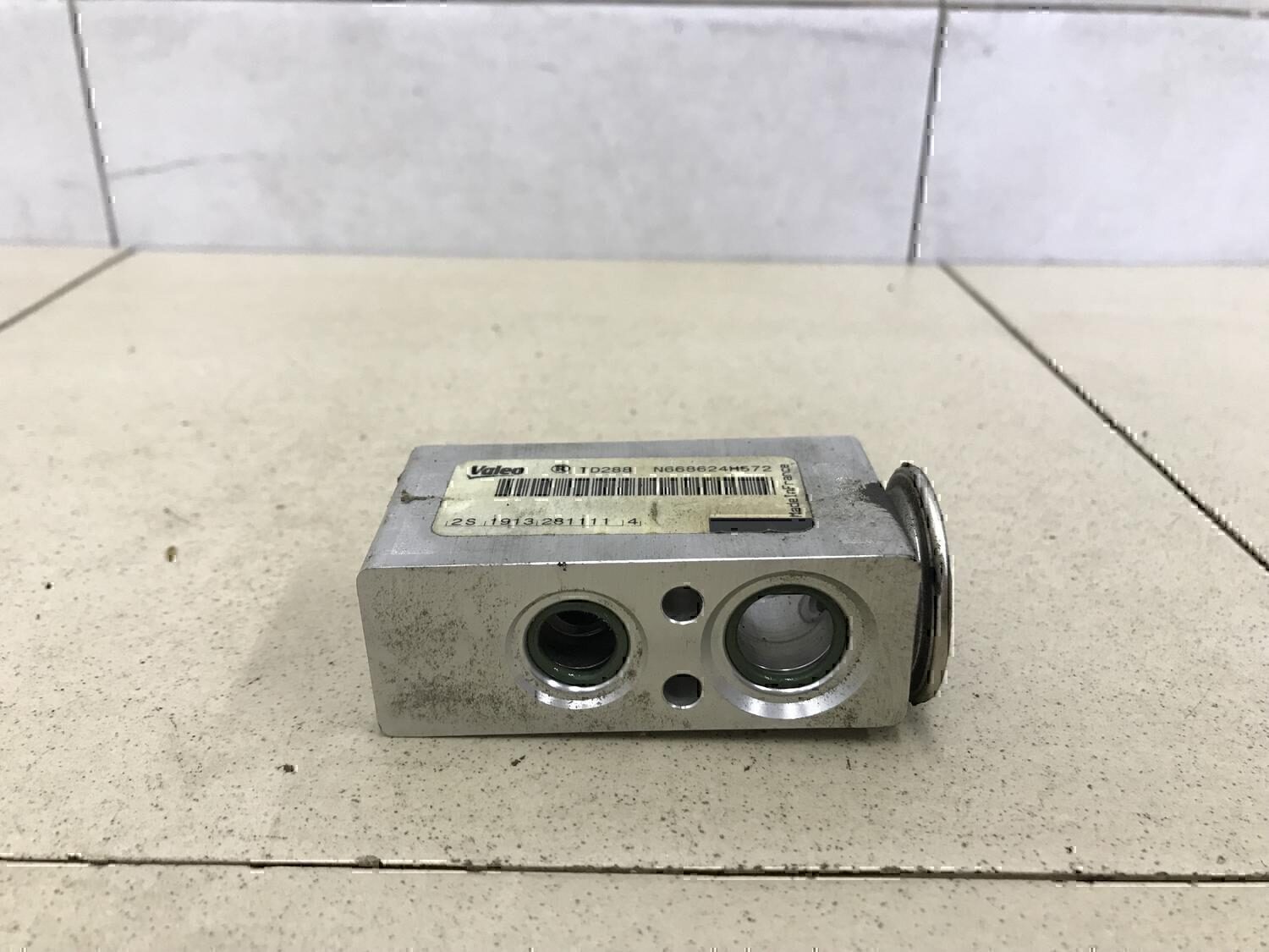 Клапан кондиционера NISSAN Almera (G15) 2013>