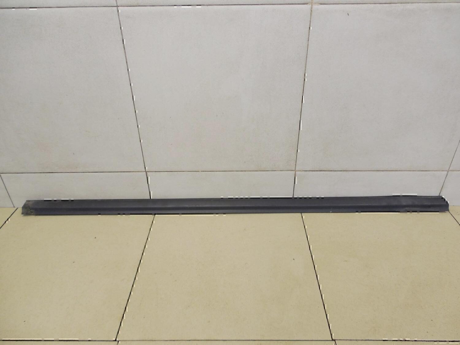 Накладка стекла переднего правого Chery Bonus (A13) 2011-2014