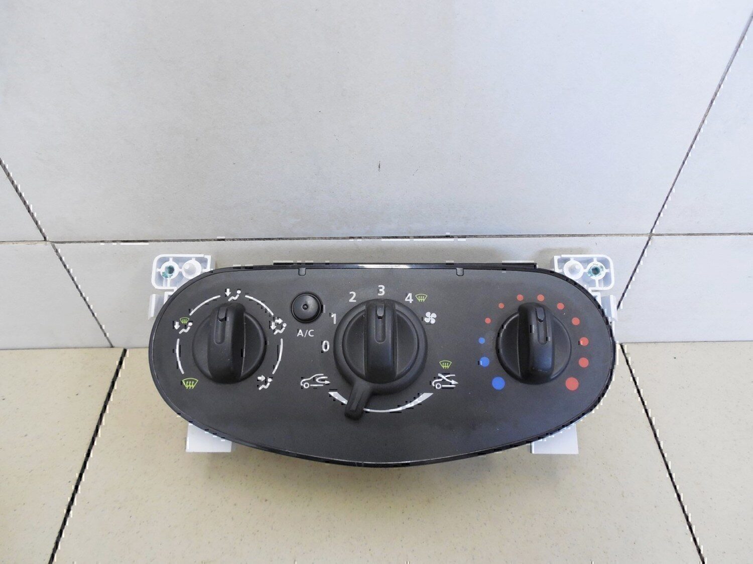 Блок управления отопителем NISSAN Almera (G15) 2013>