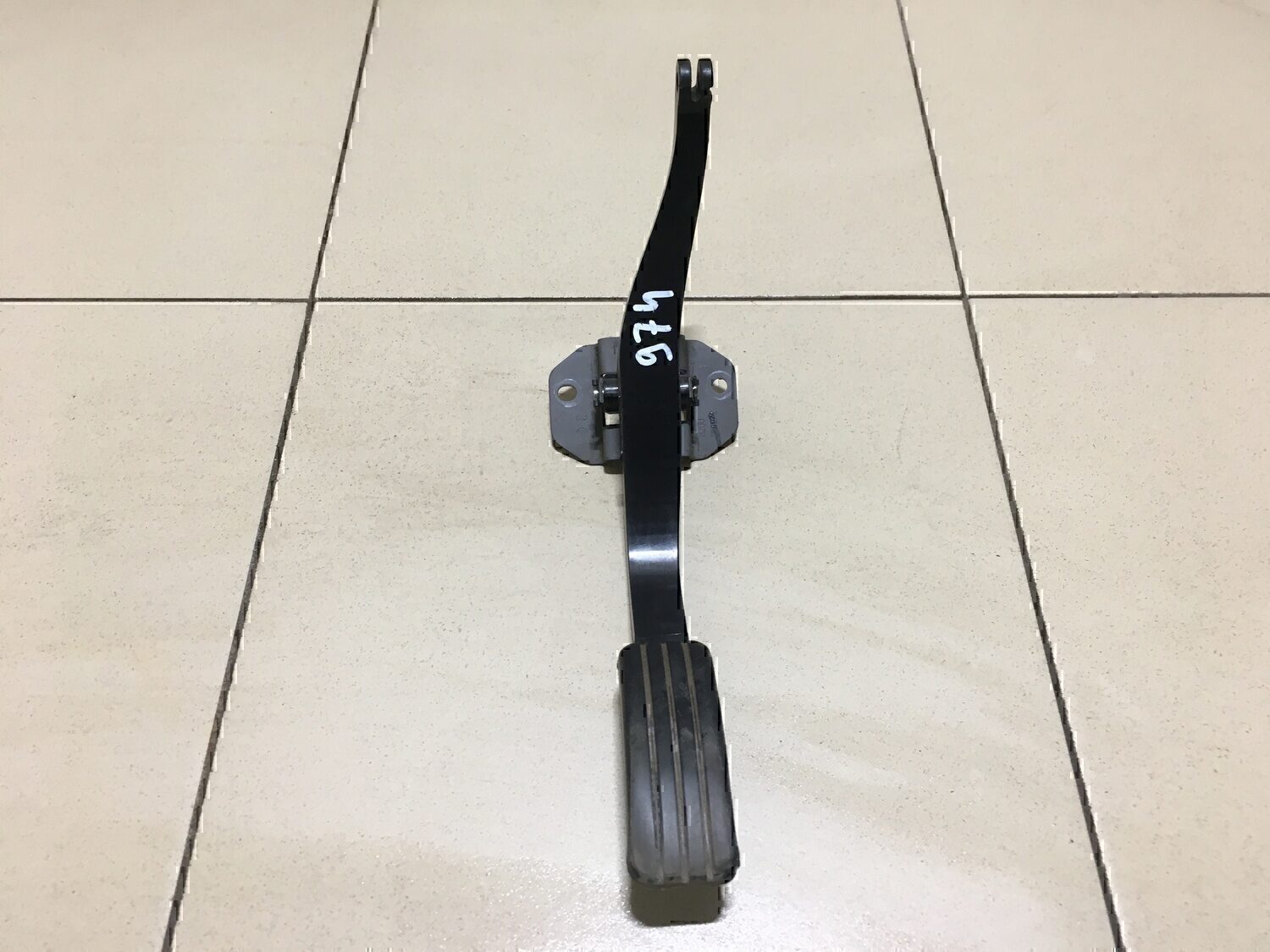 Педаль газа NISSAN Almera (G15) 2013>