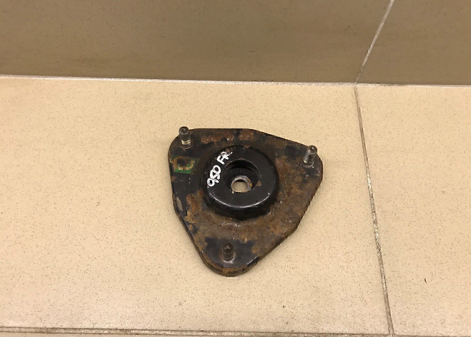 Опора переднего амортизатора Chery Bonus (A13) 2011-2014