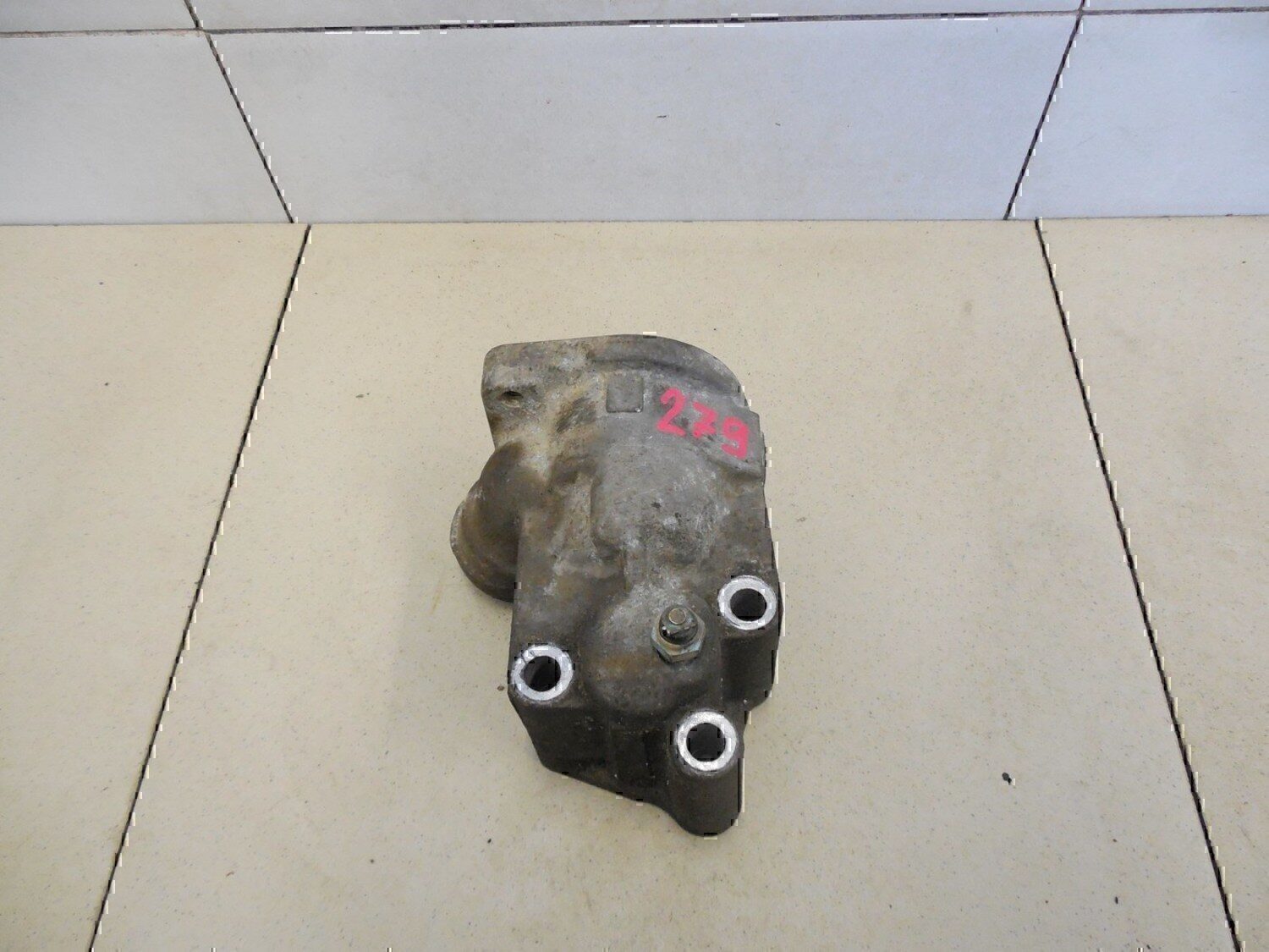 Корпус термостата MITSUBISHI Carisma (DA) 1999-2003