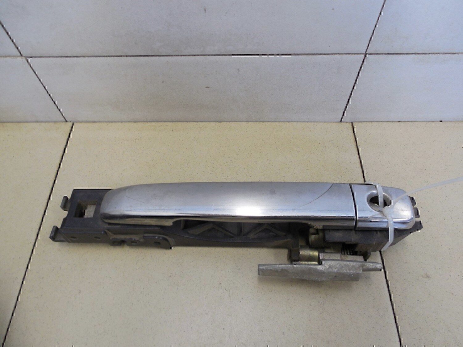 Ручка двери передней наружная правая NISSAN Almera (G15) 2013>