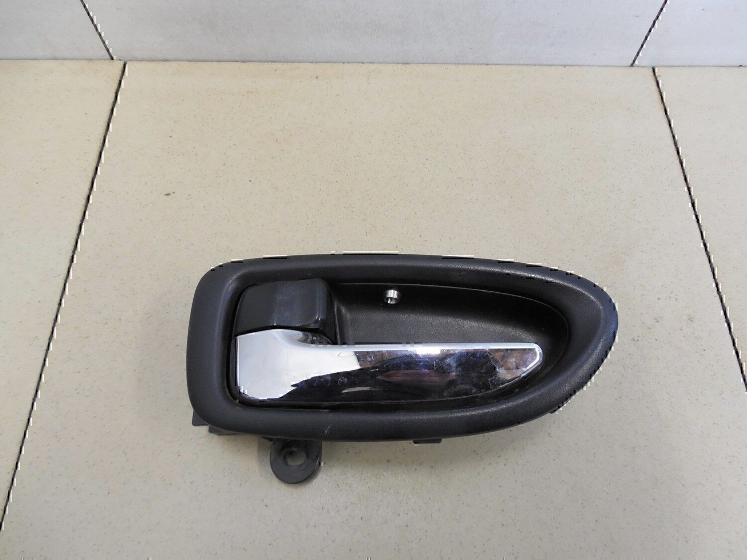 Ручка двери внутренняя левая NISSAN Almera (G15) 2013>