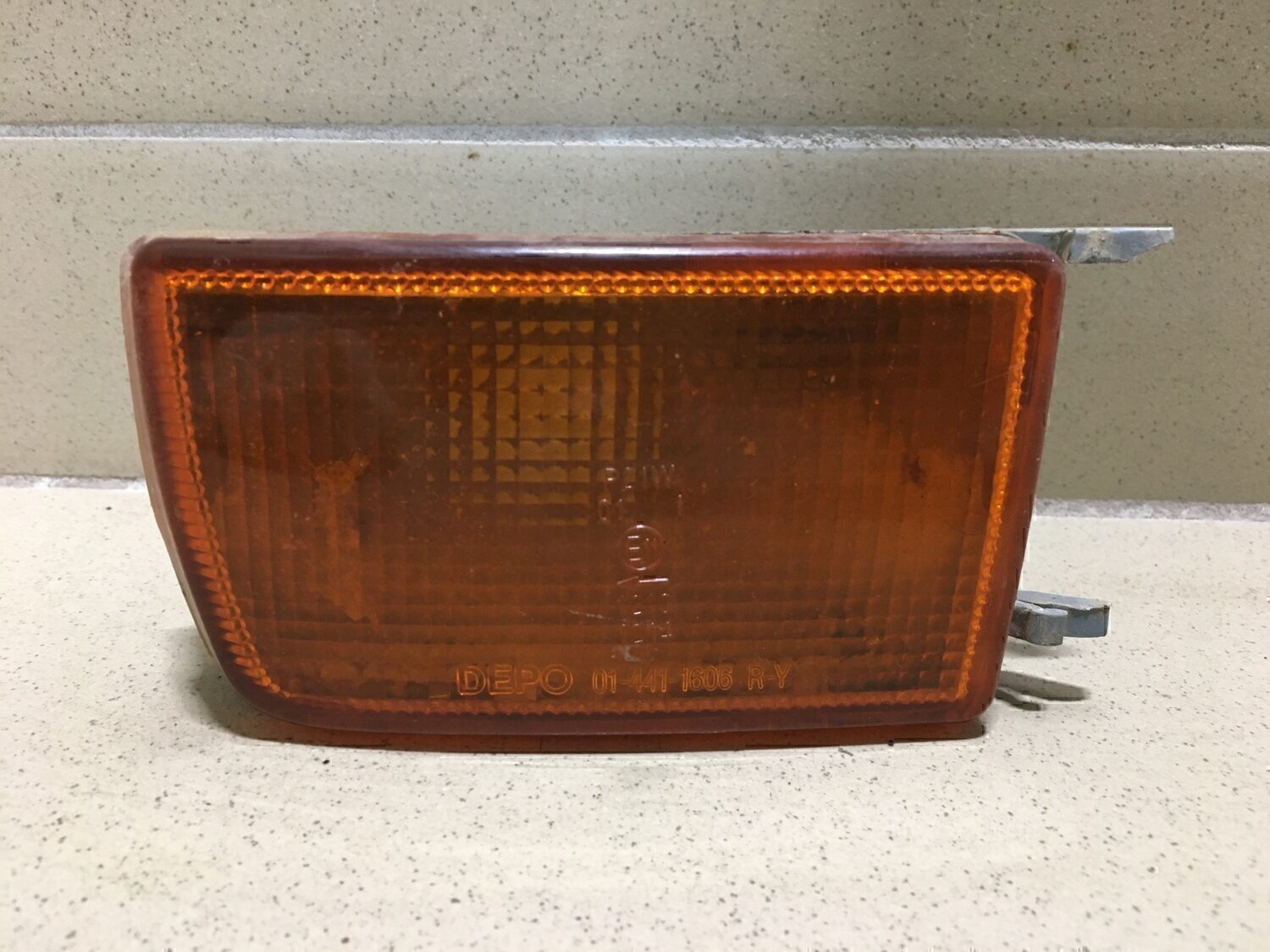 Указатель поворота в бампер правый VW Golf III/Vento 1991-1997