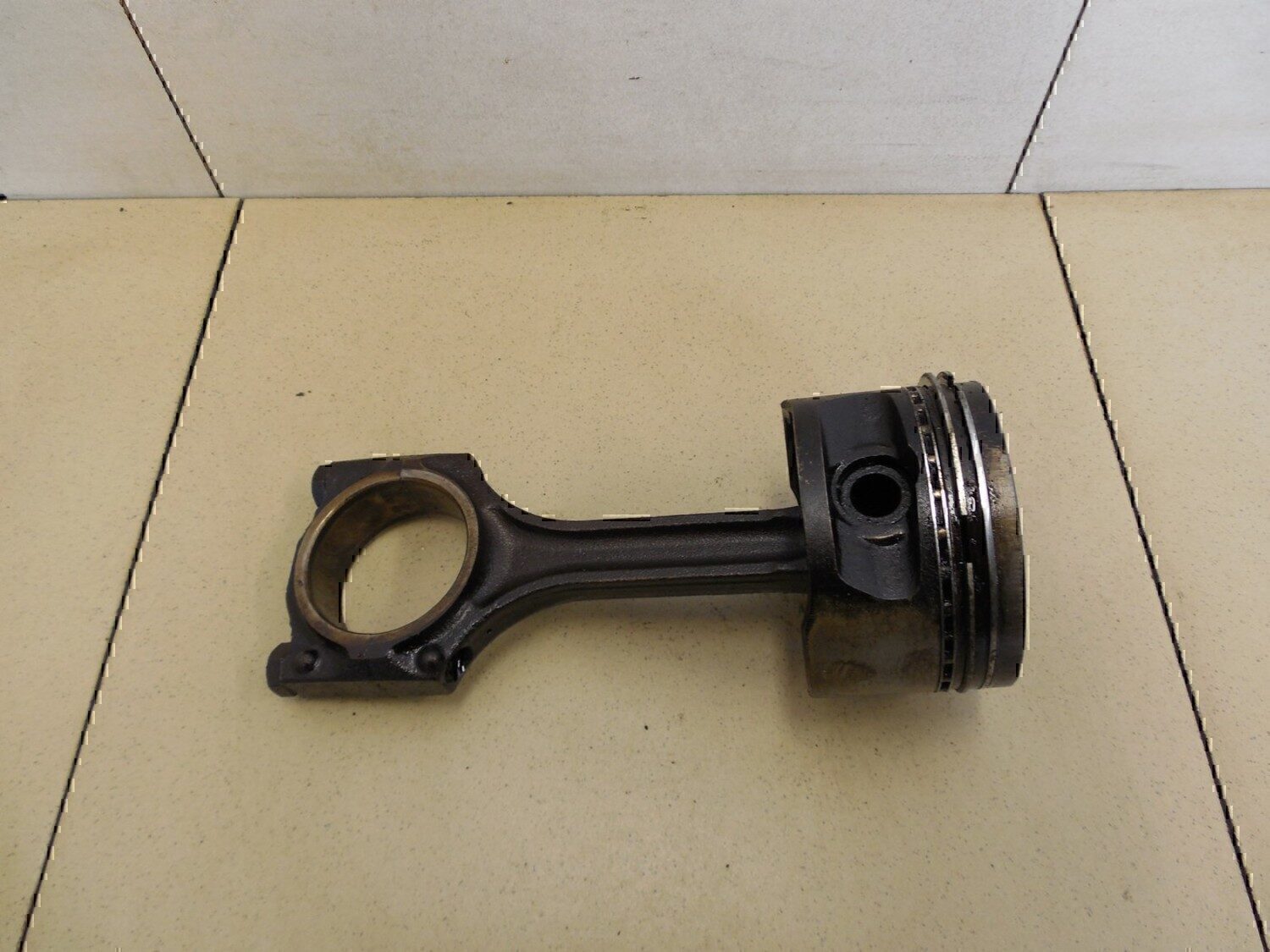 Поршень с шатуном DAEWOO Nexia 1995-2016