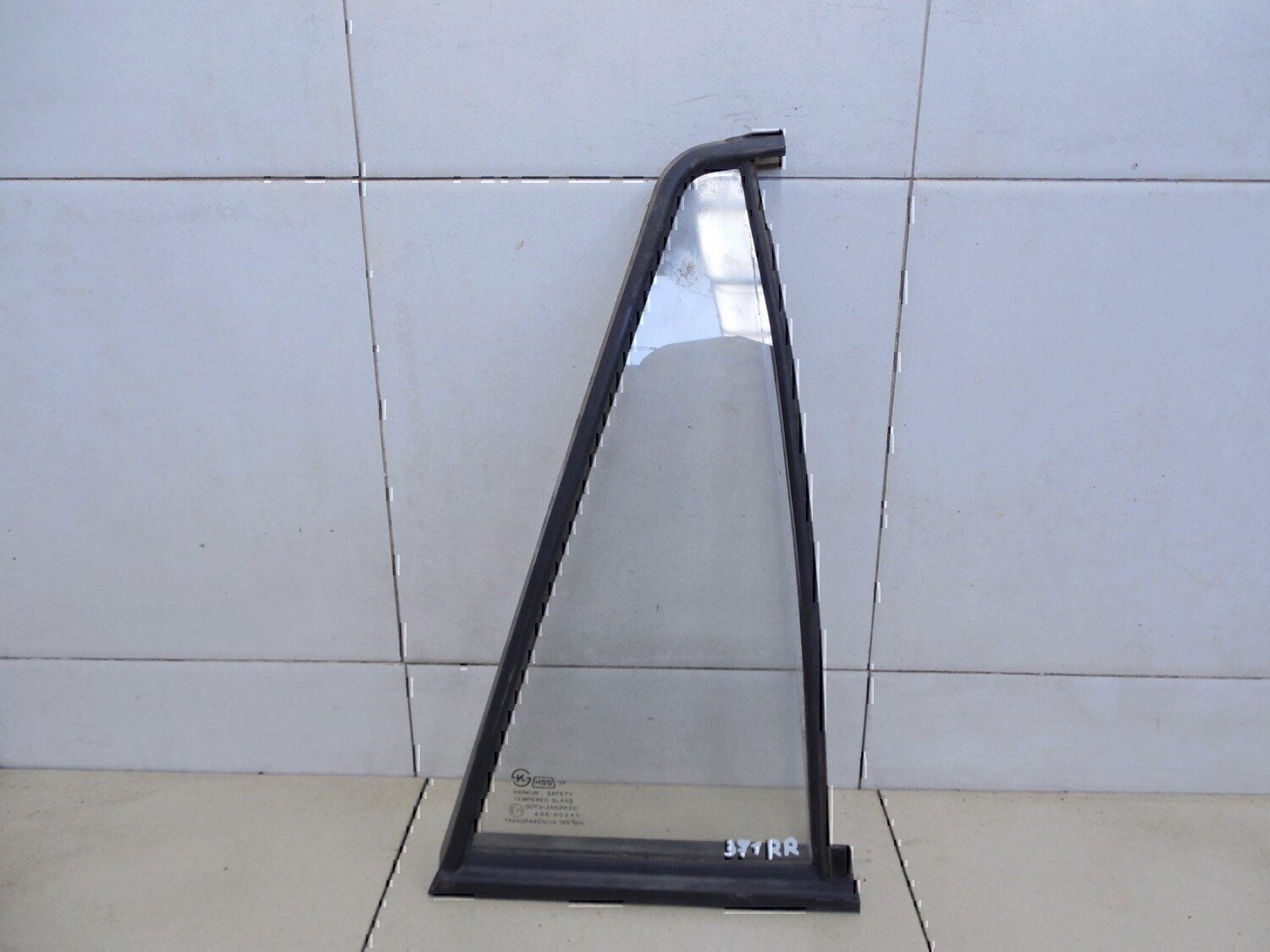 Стекло двери задней правой (форточка) DAEWOO Nexia 1995-2016