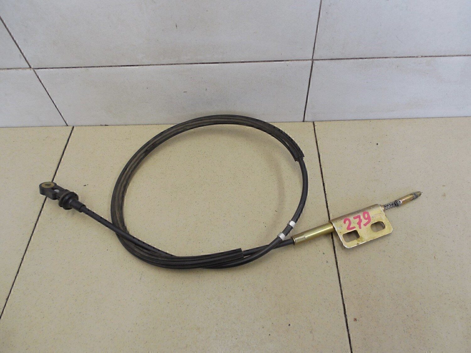 Трос КПП MITSUBISHI Carisma (DA) 1999-2003