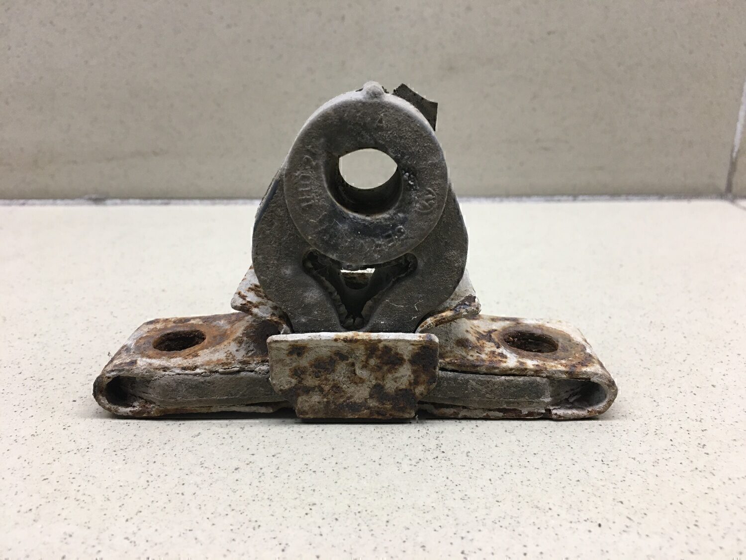 Хомут глушителя VW Golf III/Vento 1991-1997