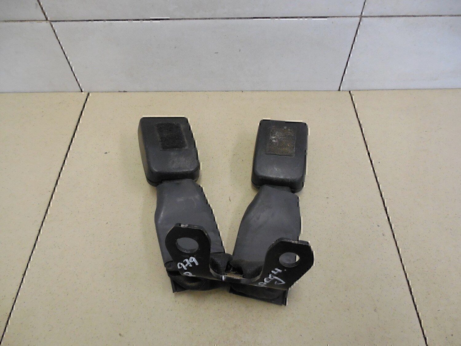 Ответная часть ремня безопасности FORD Fusion 2002-2012