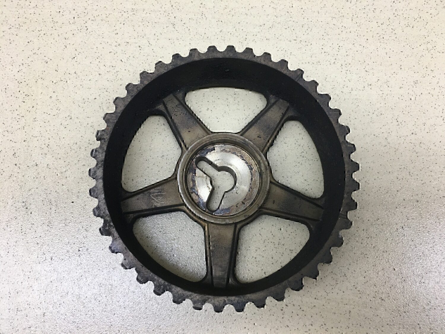 Шестерня (шкив) распредвала MAZDA 626 (GE) 1992-1997