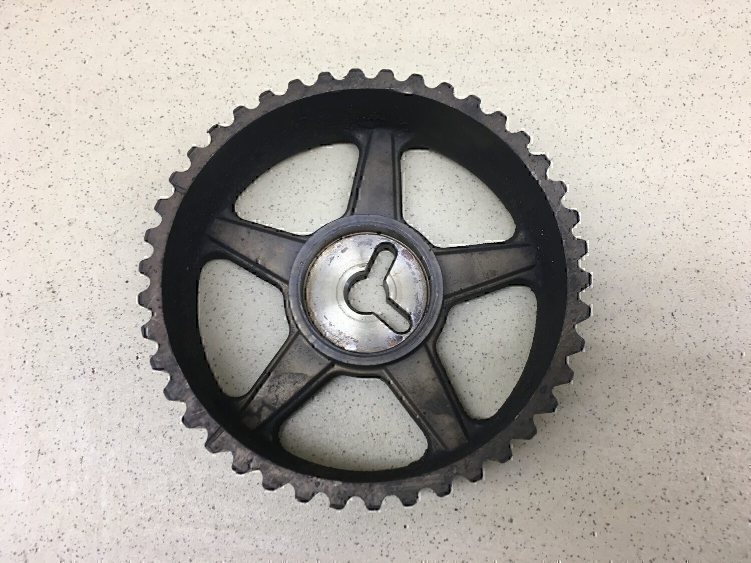 Шестерня (шкив) распредвала MAZDA 626 (GE) 1992-1997