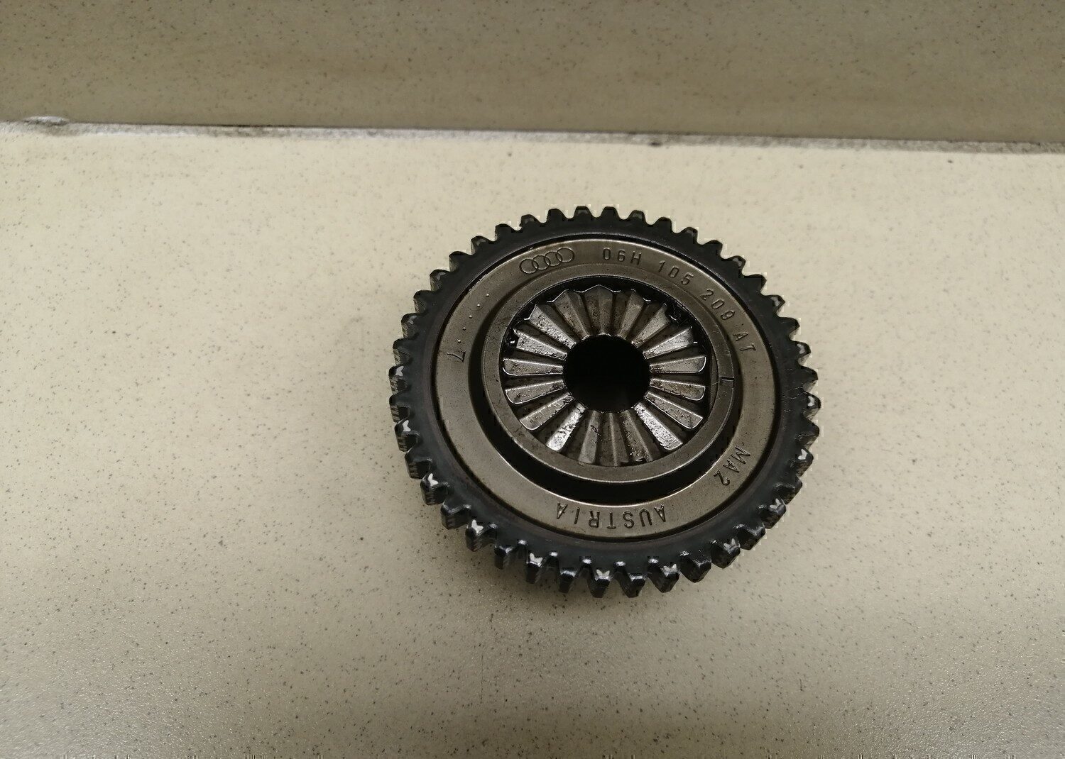 Шестерня коленвала Audi Passat [B6] 2005-2010