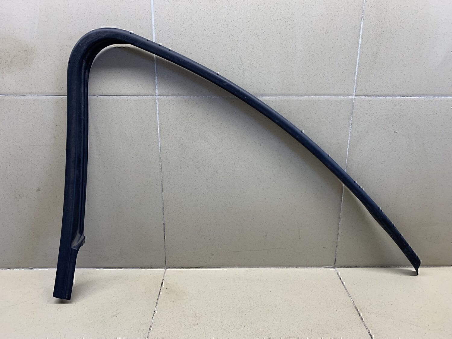 Накладка двери передней левой FORD Focus II 2005-2008