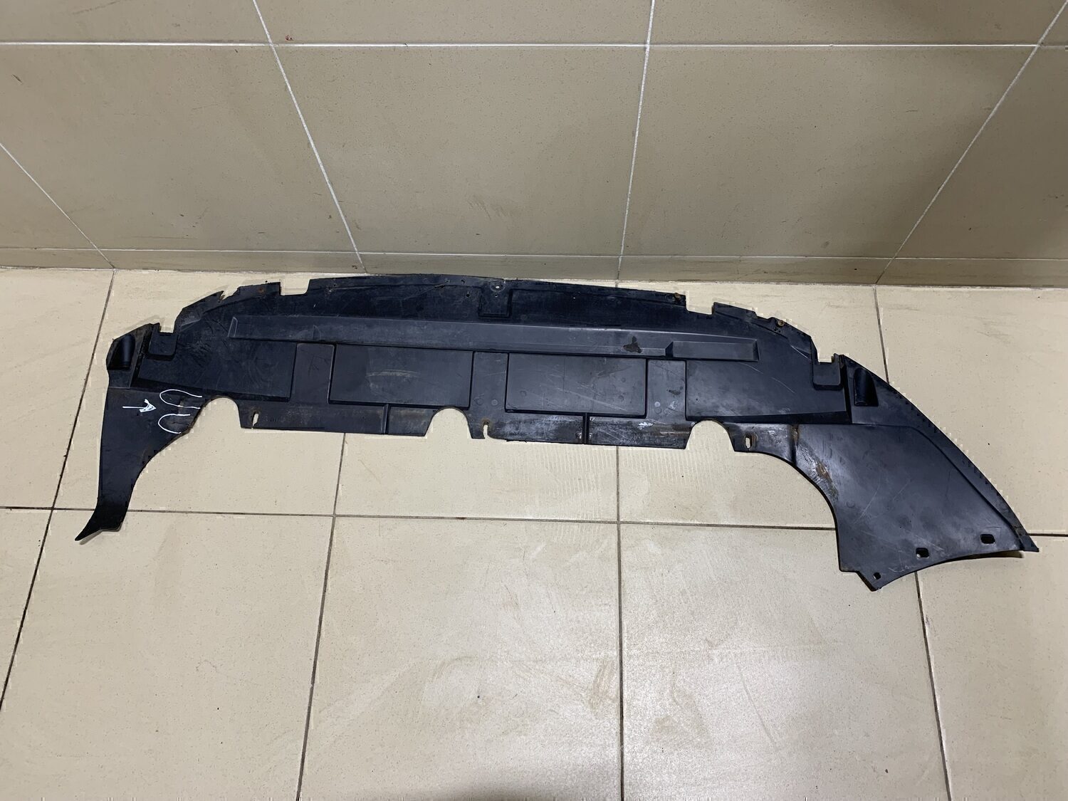 Пыльник (кузов наружные) FORD Focus II 2008-2011