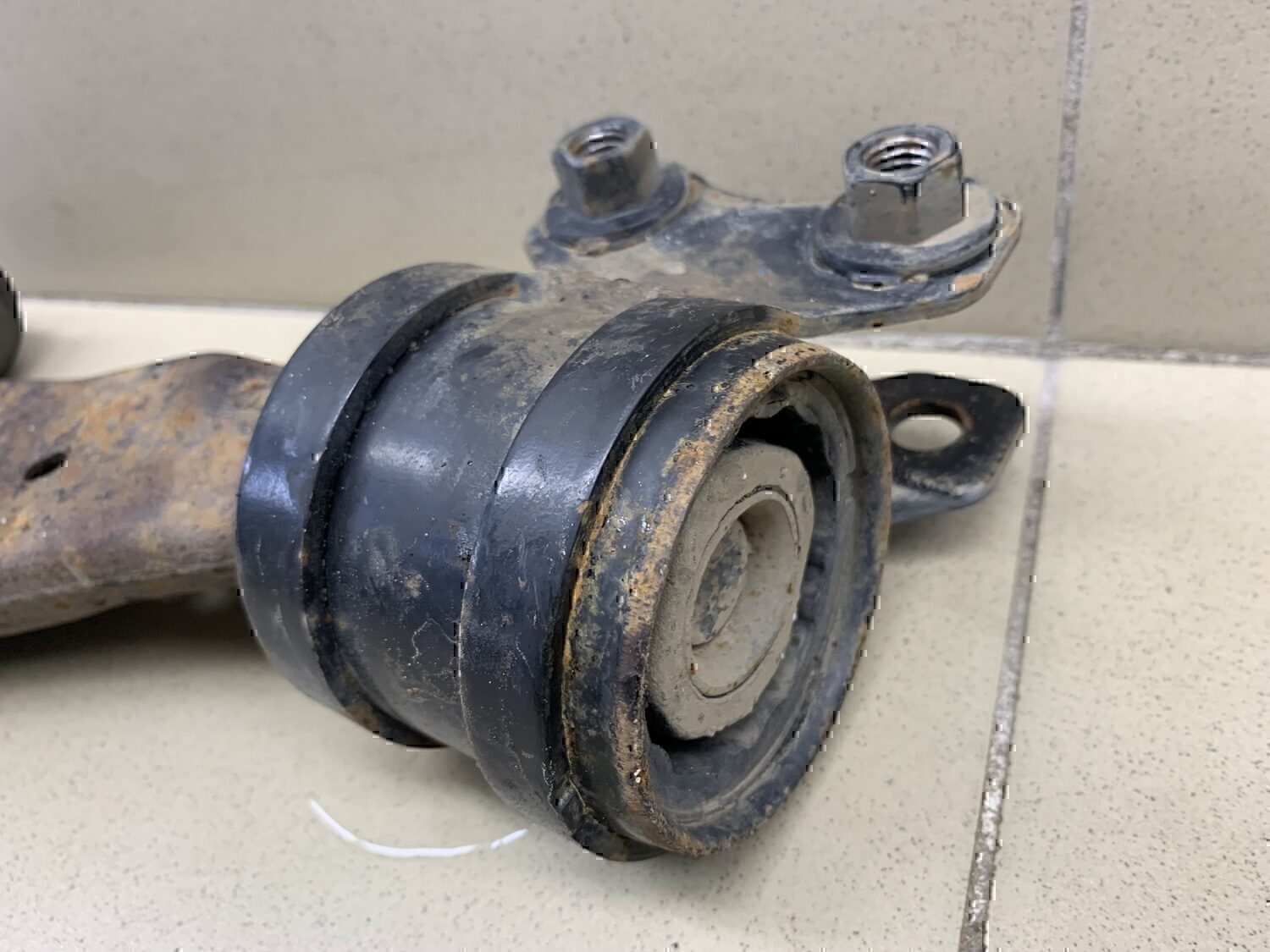 Рычаг передний левый — фото 7