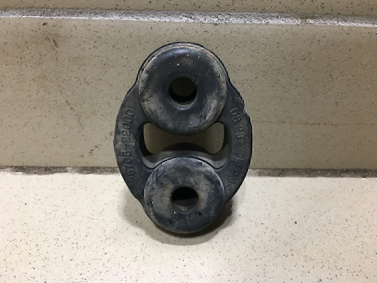 Резинка подвеса глушителя HYUNDAI Accent II (+ТАГАЗ) 2000-2012