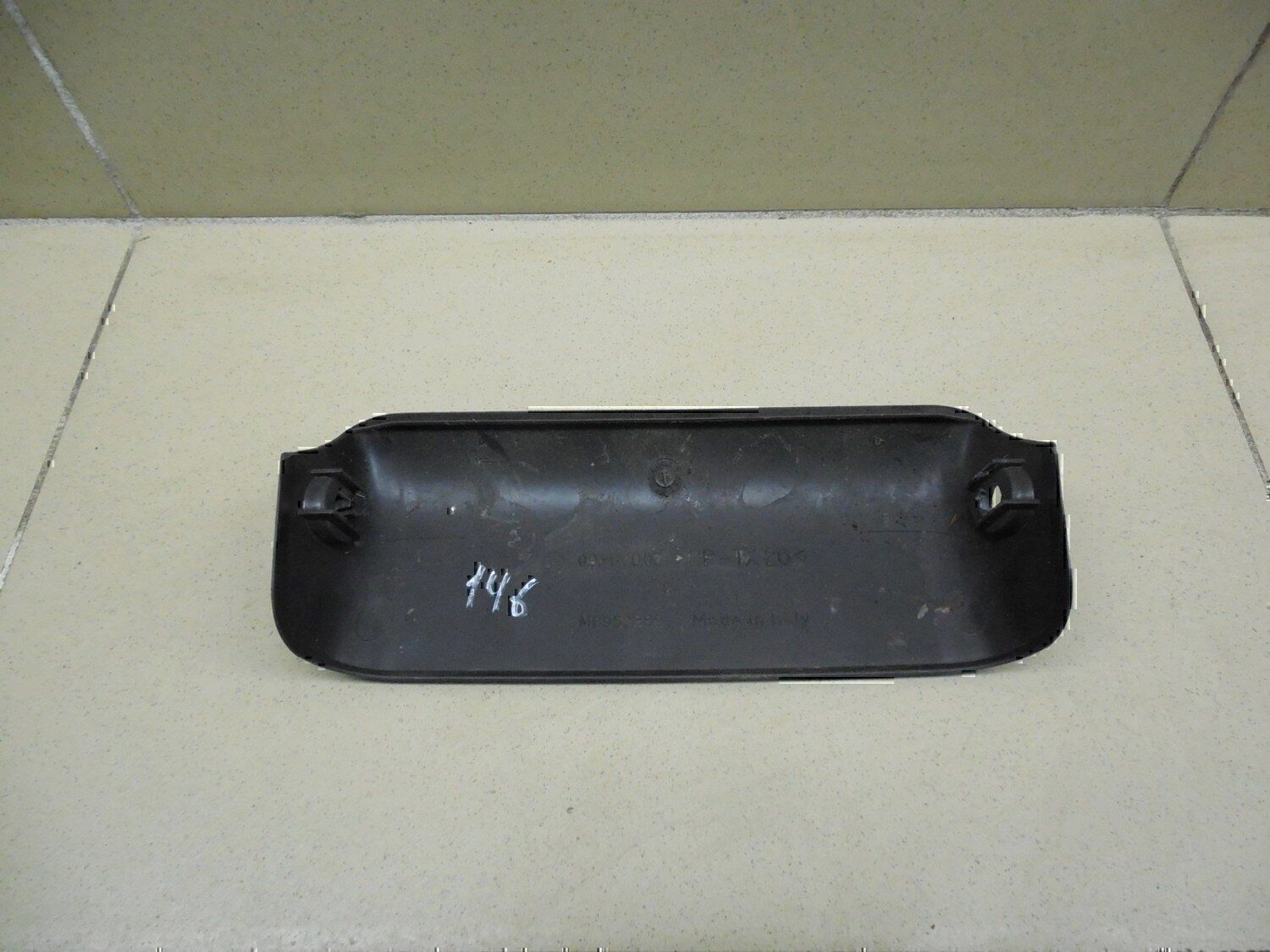 Накладка (кузов внутри) MITSUBISHI Carisma (DA) 1999-2003