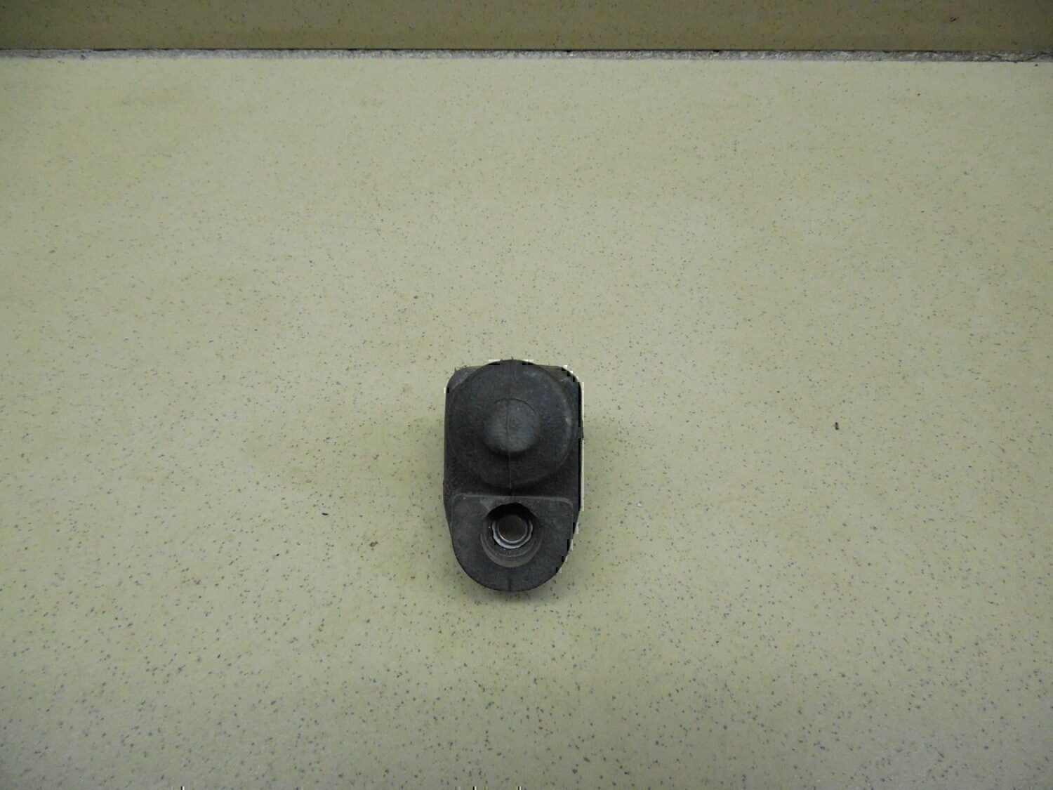 Выключатель концевой INFINITI Almera N16 2000-2006