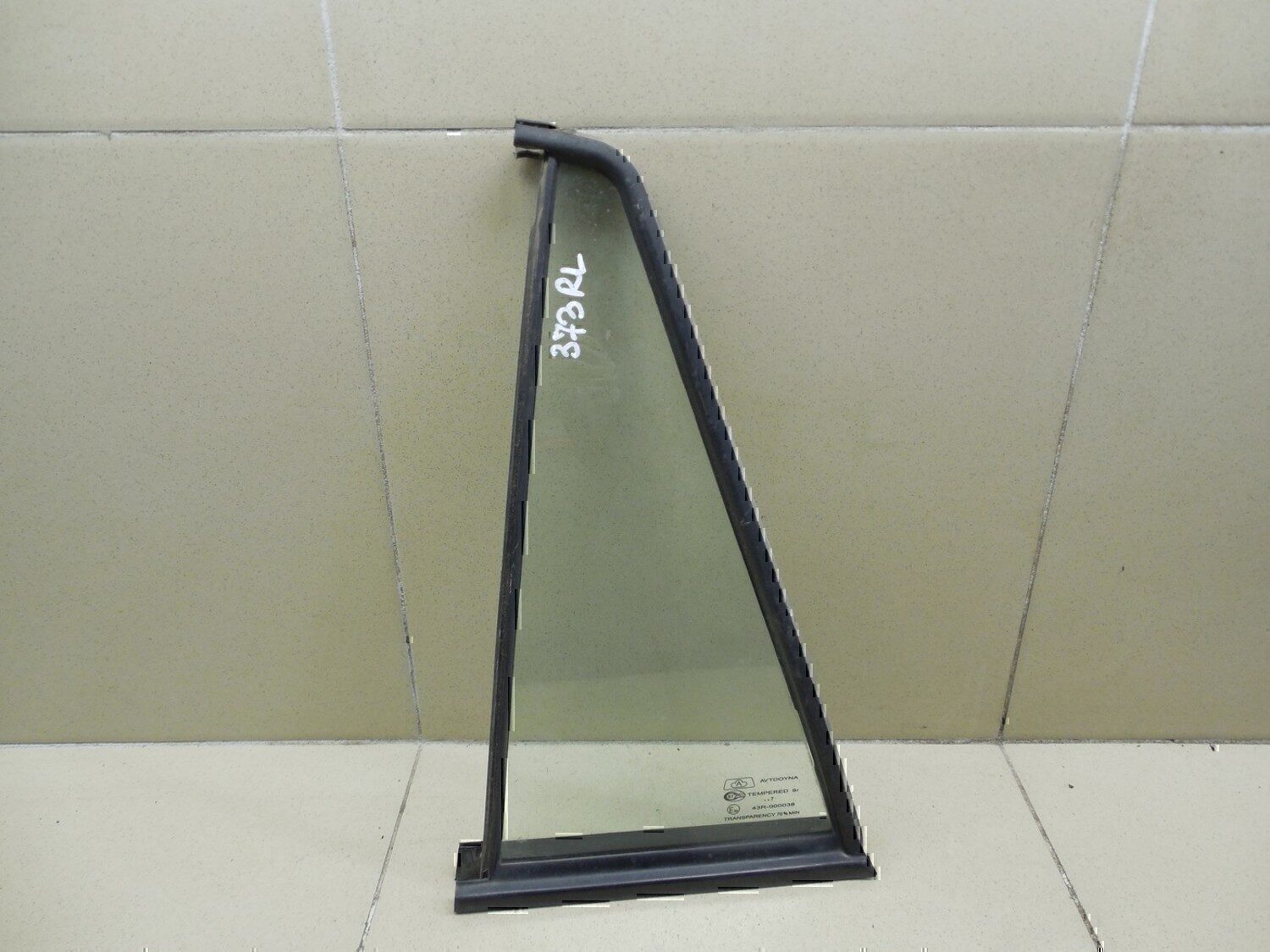 Стекло двери задней левой (форточка) DAEWOO Nexia 1995-2016