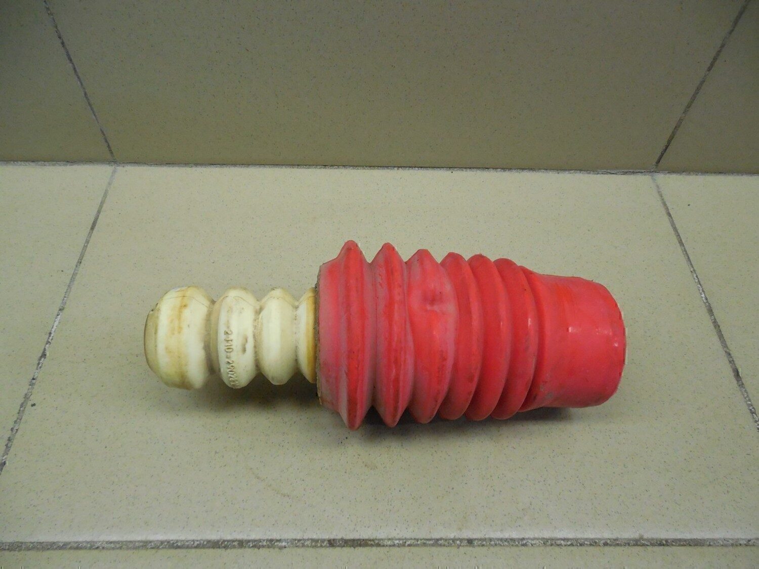 Отбойник переднего амортизатора VAZ Lada Granta 2011>