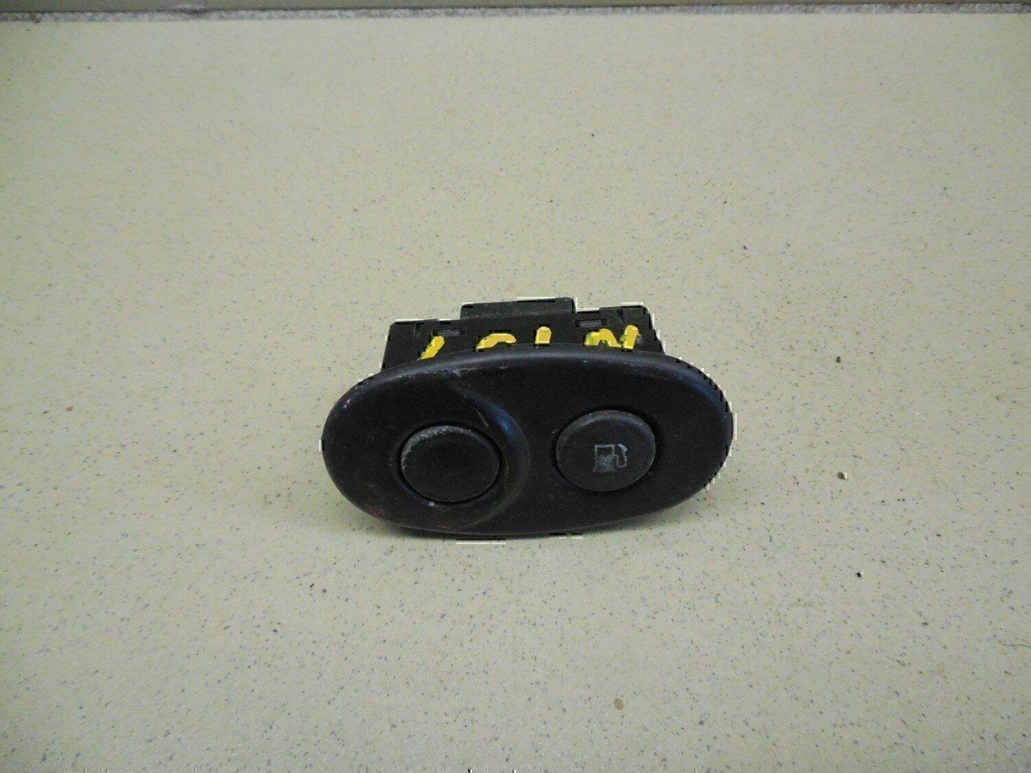 Кнопка открывания багажника DAEWOO Nexia 1995-2016