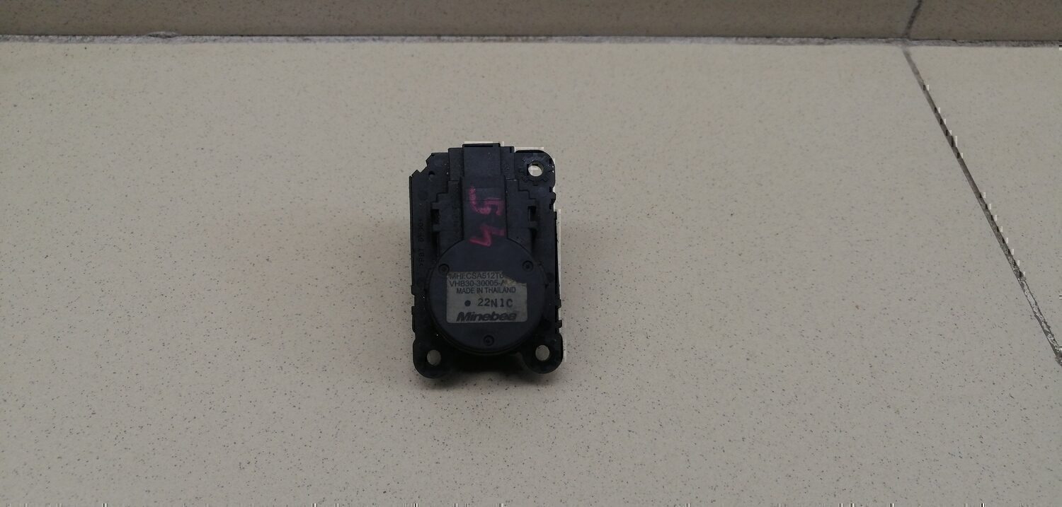 Моторчик заслонки отопителя MITSUBISHI ASX 2010-2016