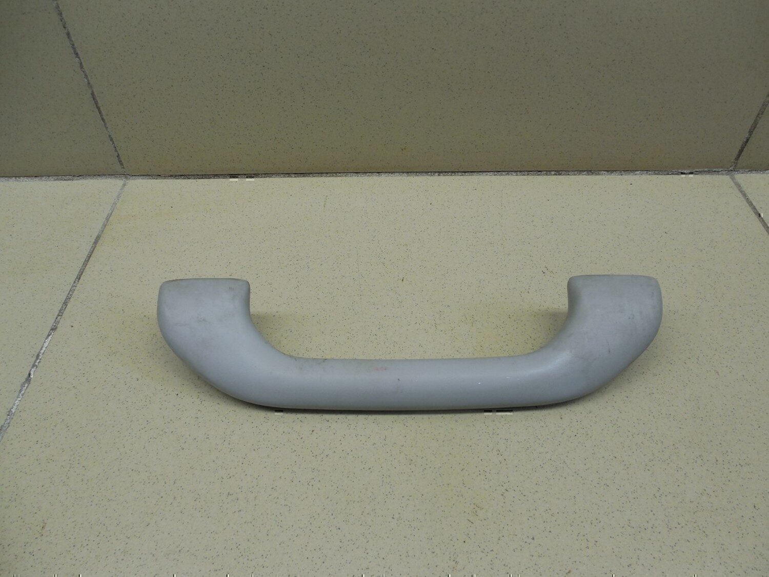 Ручка внутренняя потолочная MITSUBISHI Lancer (CS/Classic) 2003-2006