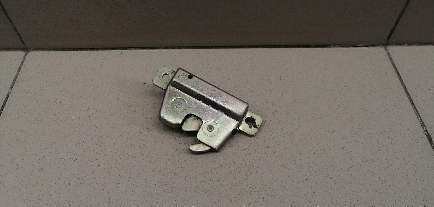 Замок багажника Chery Amulet (A15) 2006>