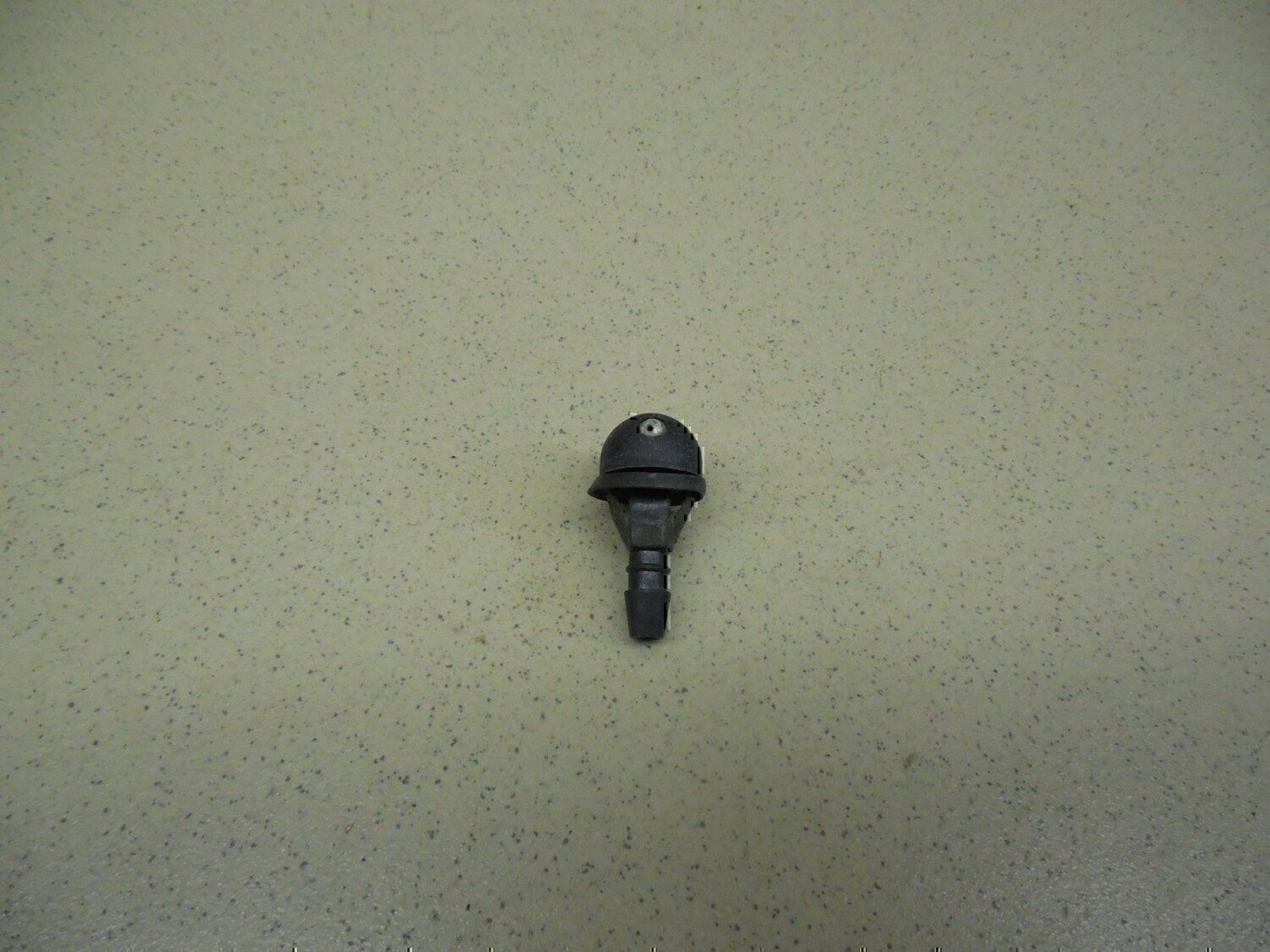 Форсунка омывателя лобового стекла VAZ Lada Granta 2011>