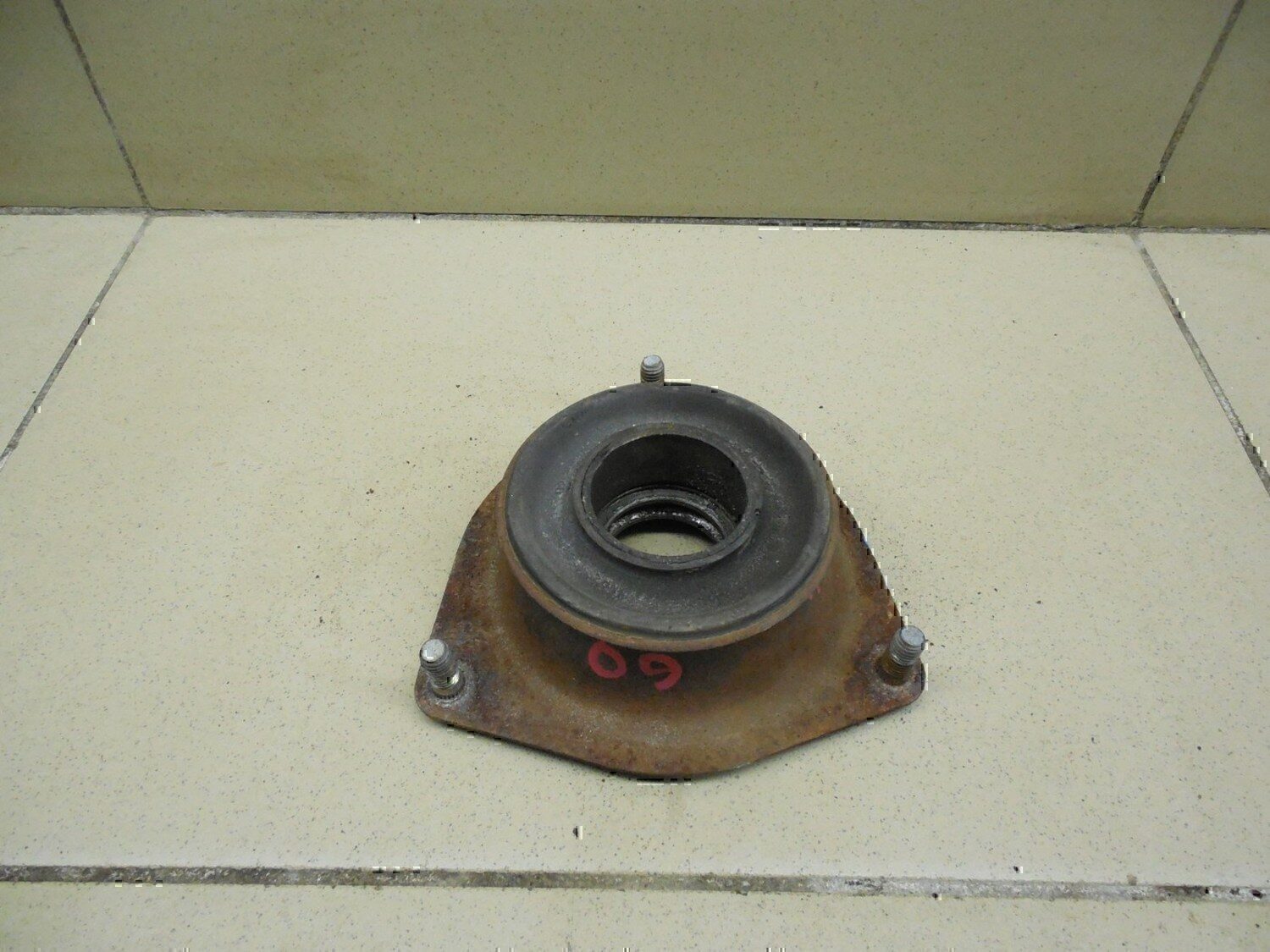 Опора переднего амортизатора VAZ Lada 2115