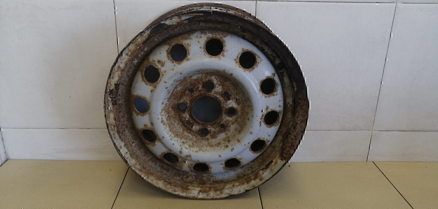 Диск колесный железо VAZ Lada 2110