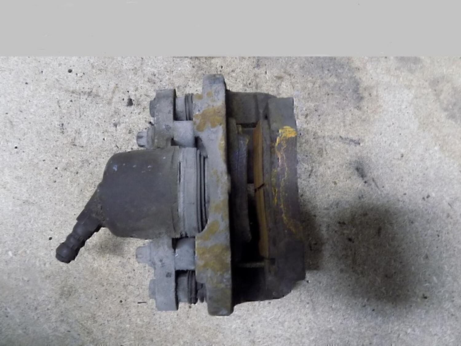 Суппорт передний левый VAZ Lada Granta 2011>