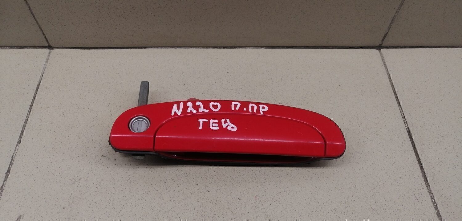 Ручка двери передней наружная правая HYUNDAI Getz 2002-2010