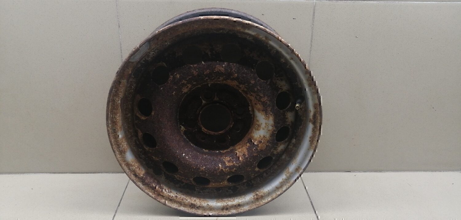 Диск колесный железо VAZ Lada 2110