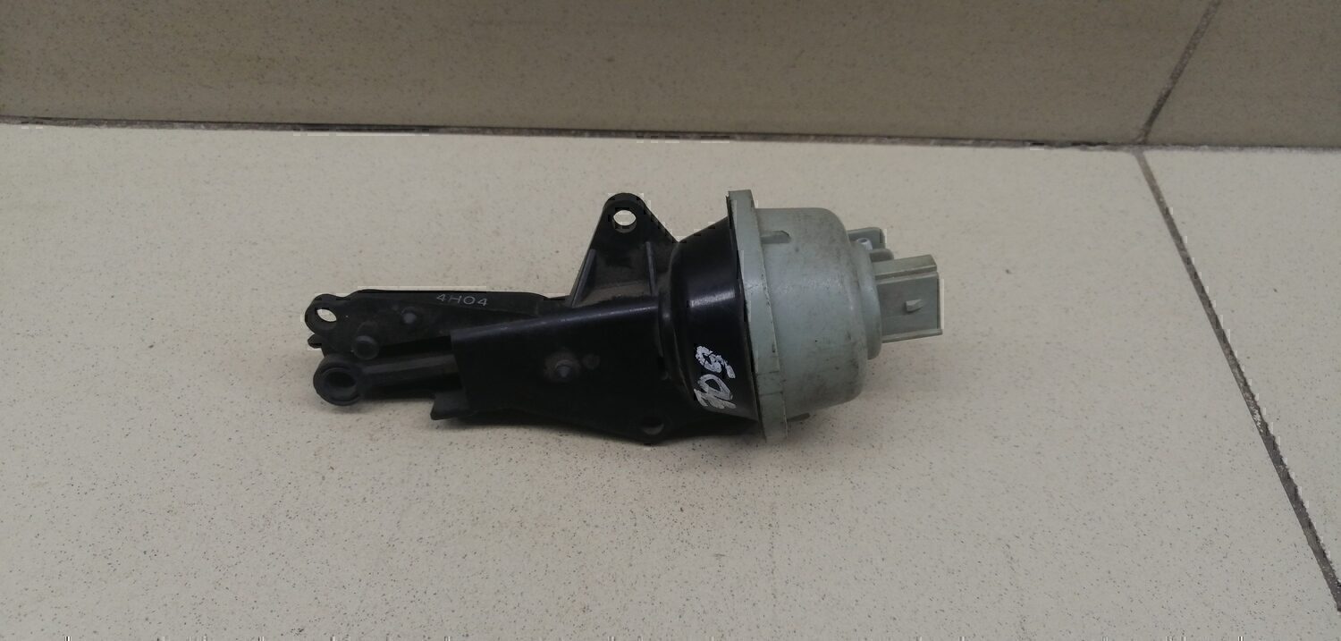 Механизм изменения длины впускного коллектора MAZDA Mazda 3 (BK) 2002-2009