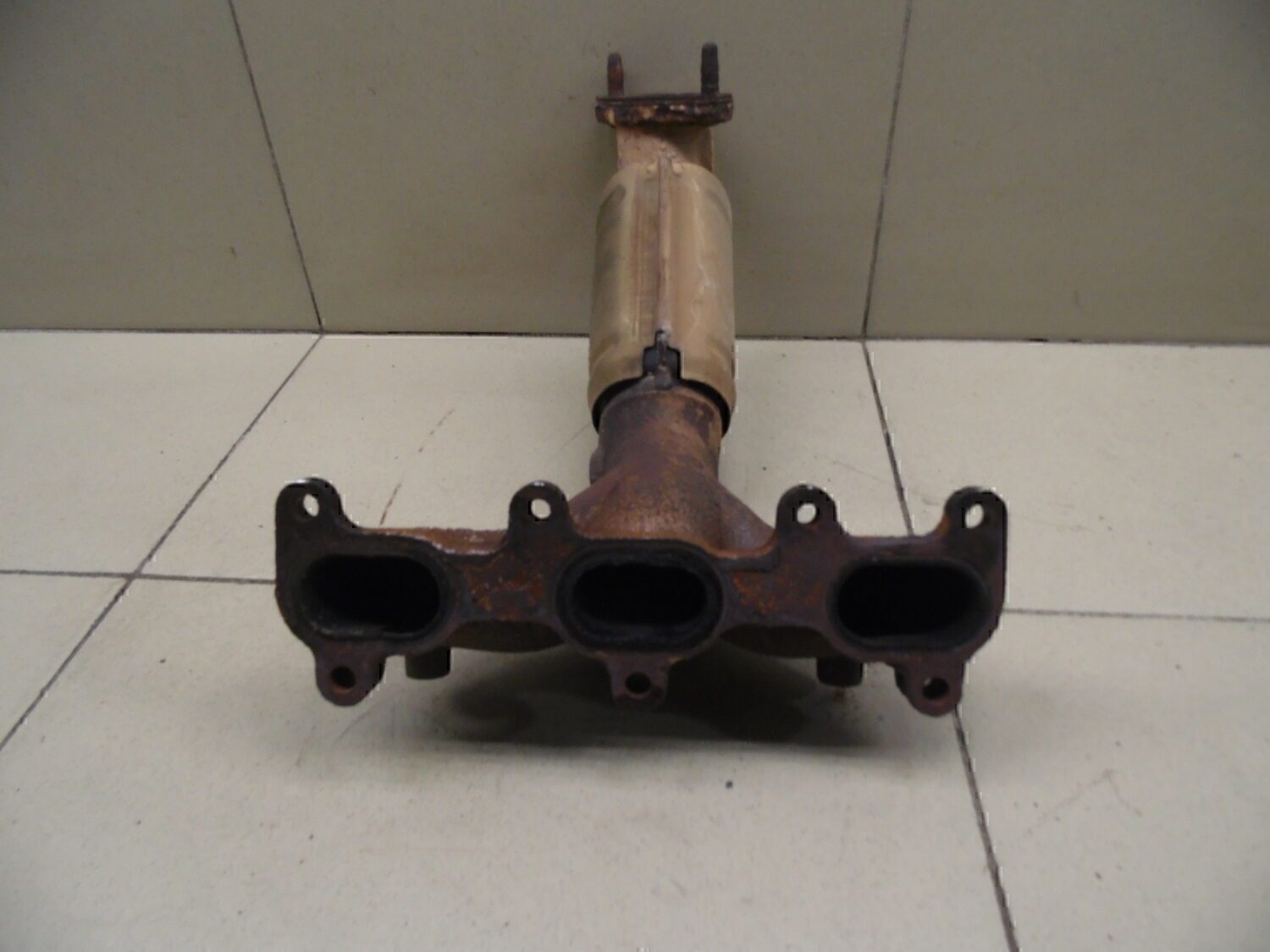 Выпускной коллектор HYUNDAI Santa Fe (SM)/ Santa Fe Classic 2000-2012