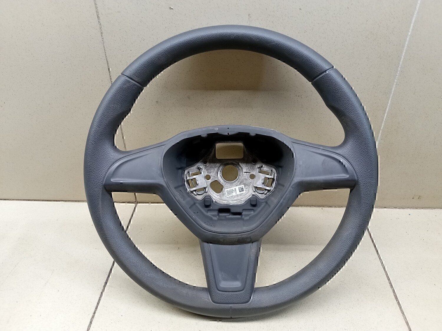 Рулевое колесо для AIR BAG (без AIR BAG) SKODA Yeti 2009>