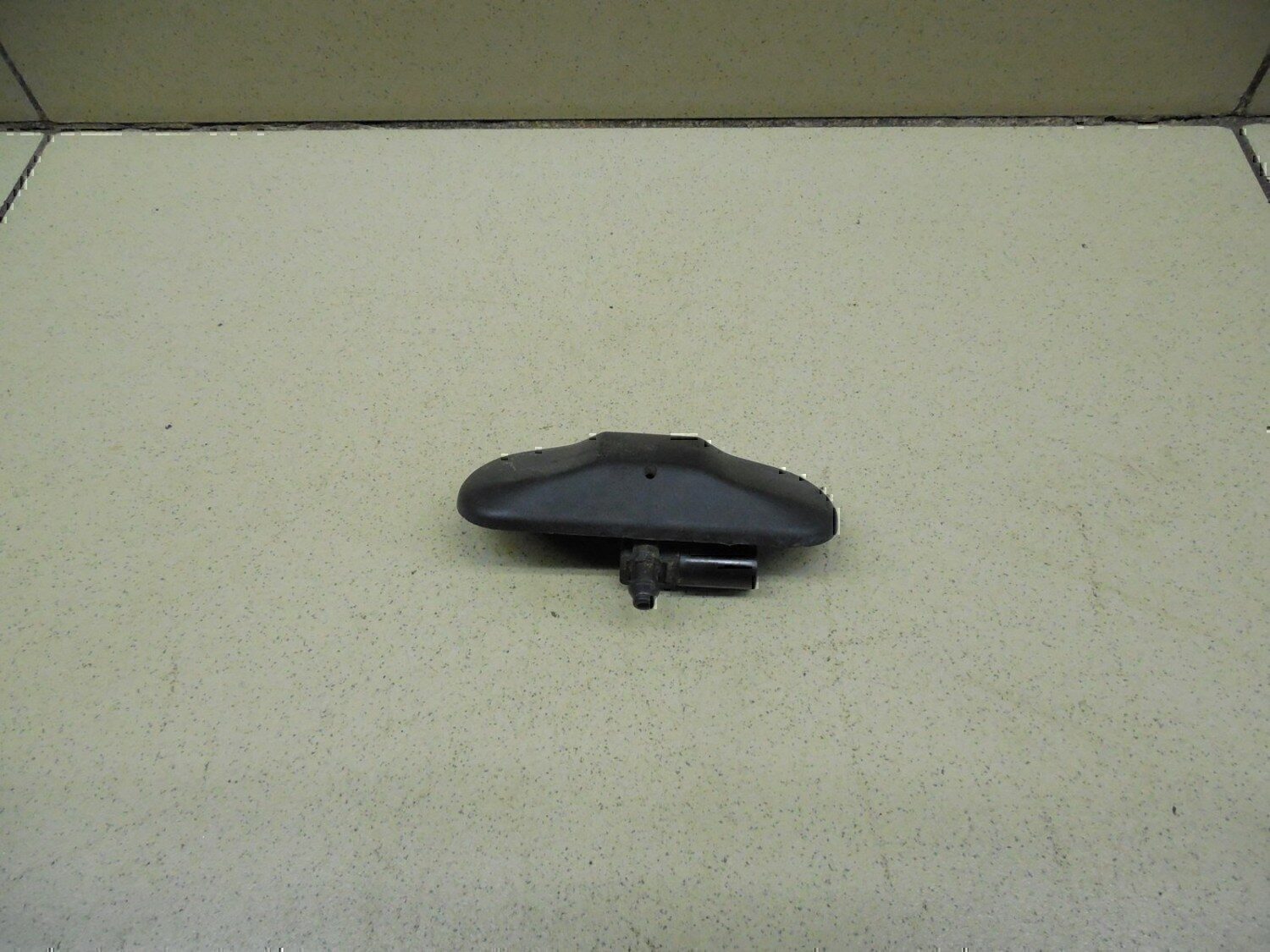 Форсунка омывателя лобового стекла SKODA Passat [B6] 2005-2010