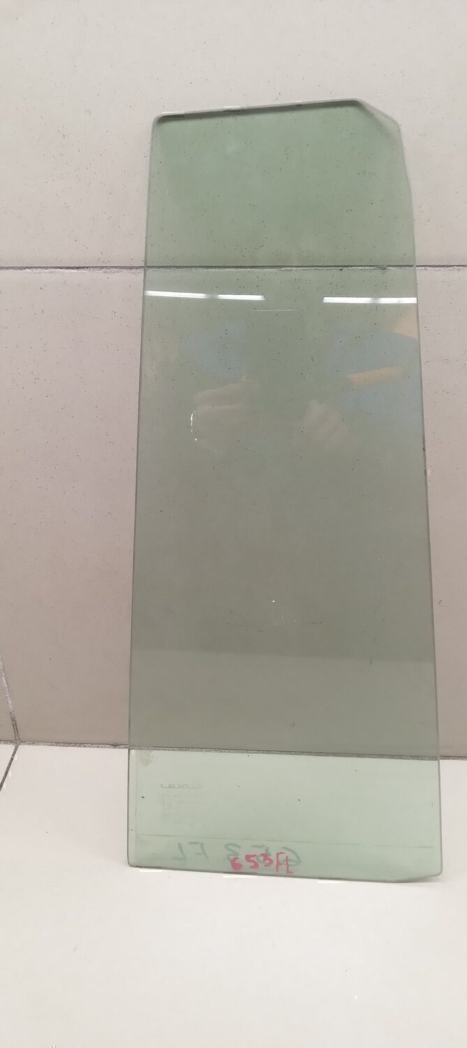 Стекло двери задней левой (форточка) Lexus LX 570