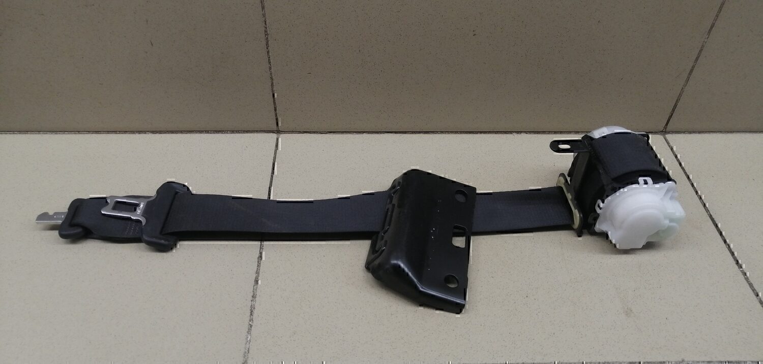 Ремень безопасности TOYOTA Hi Lux 2015>