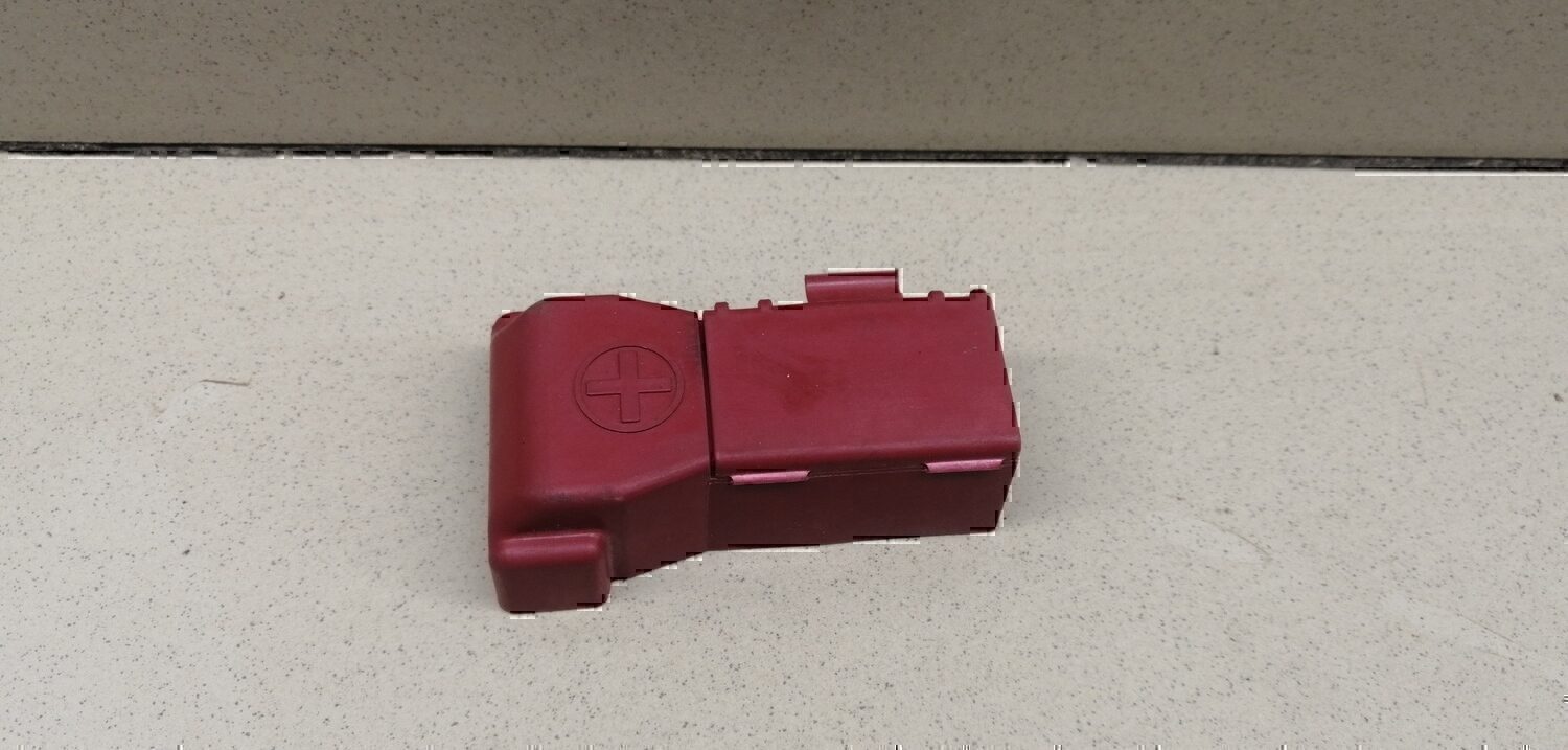 Крышка TOYOTA Hi Lux 2015>