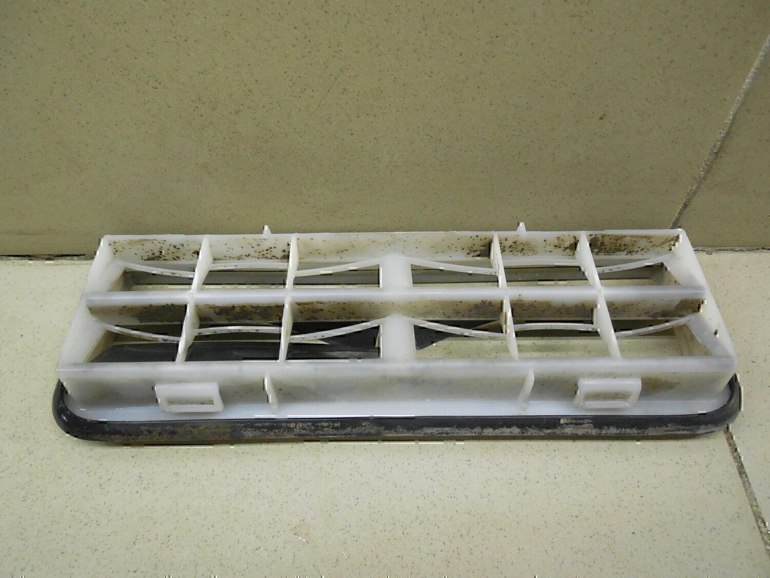 Решетка вентиляционная OPEL Astra H / Family 2004-2015