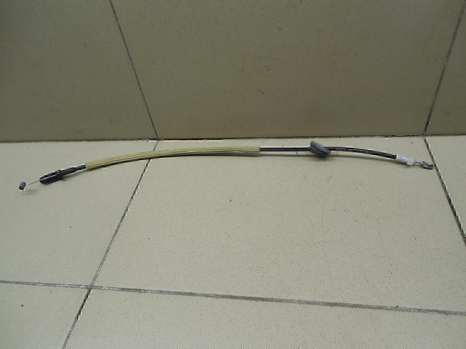 Трос открывания передней двери FORD Focus II 2005-2008