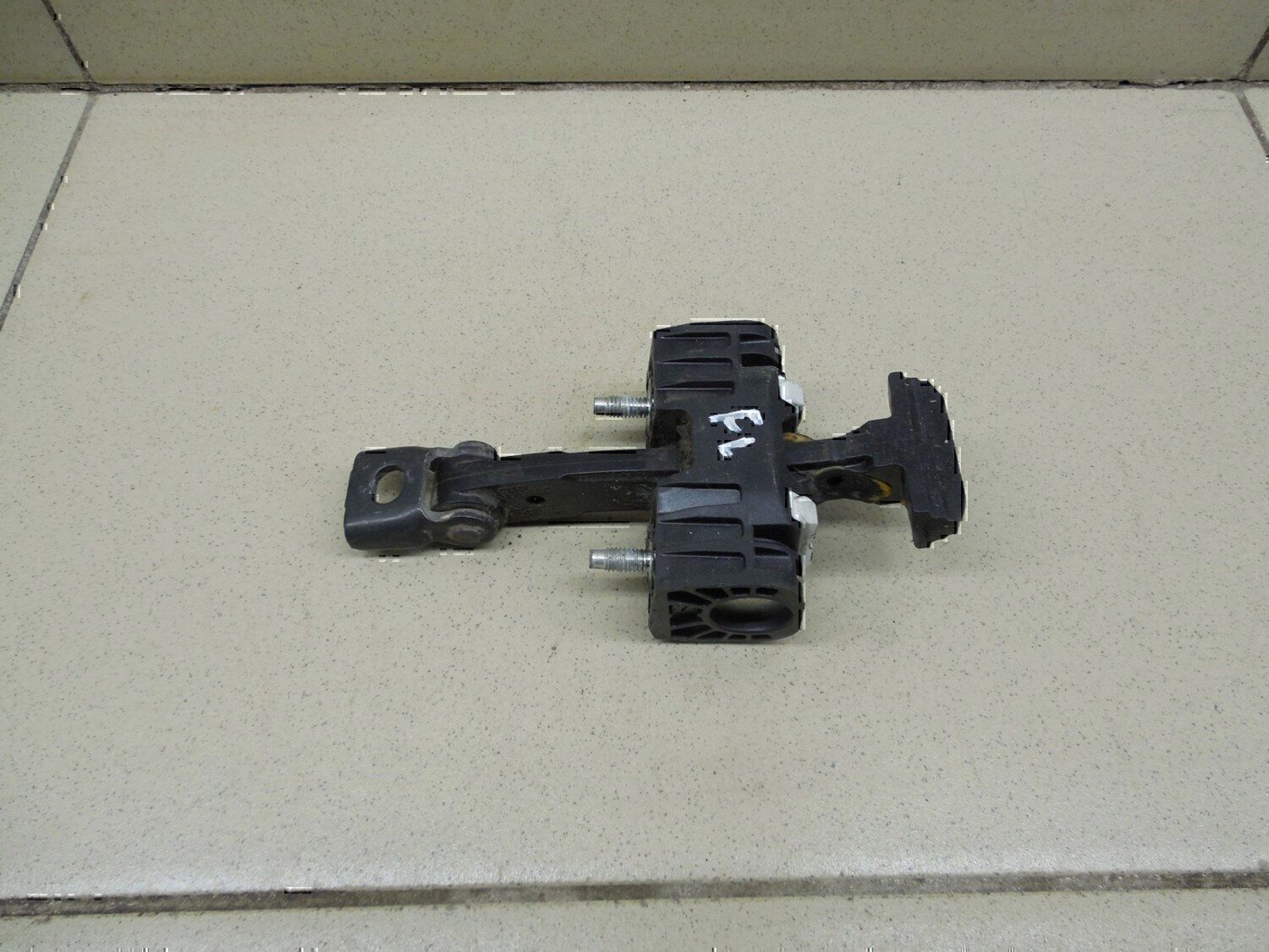 Ограничитель двери Datsun On-Do 2014>