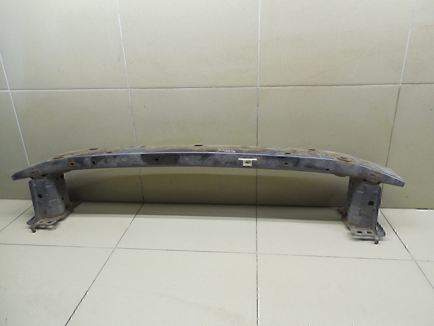 Усилитель переднего бампера TOYOTA Corolla E15 2006-2013