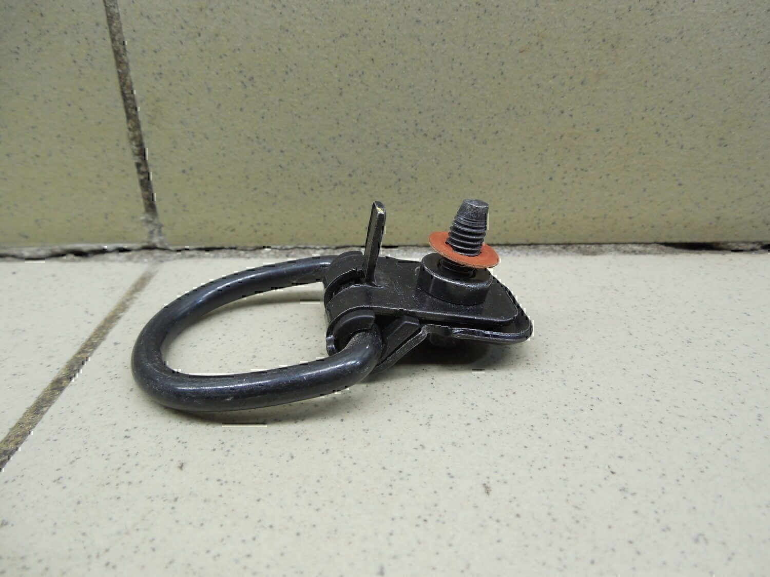 Крючок Chevrolet Aveo (T300) 2011>