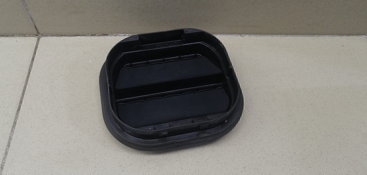 Решетка вентиляционная Chevrolet Aveo (T300) 2011>