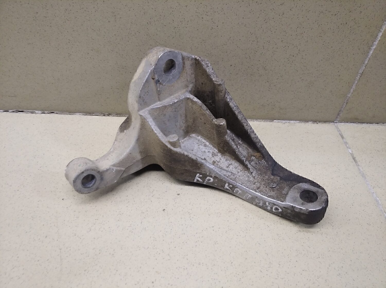 Опора КПП FORD Focus II 2005-2008