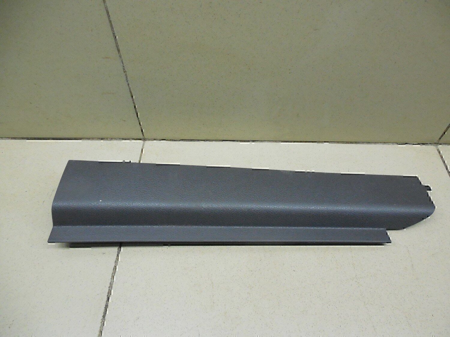 Накладка декоративная FORD Kuga 2008-2012